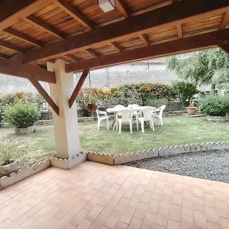 Le De L'alambic Holiday home